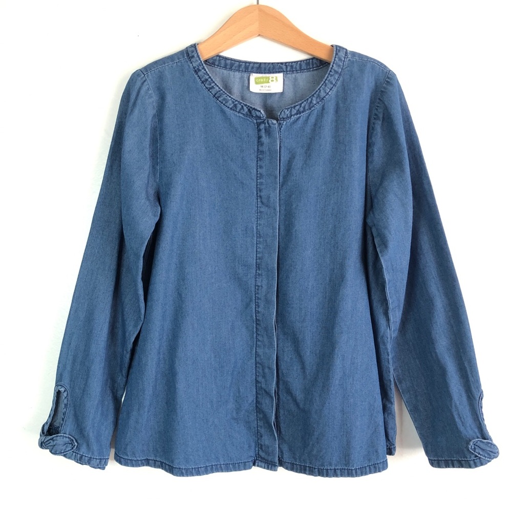 Girls Chambray Button up w/ bow sleeves Size M
